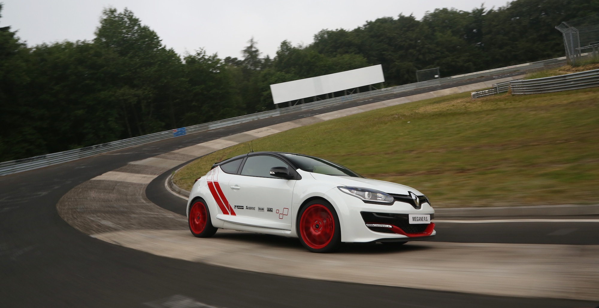 Renault Megane RS275 Trophy-R : Nurburgring passenger hot ...