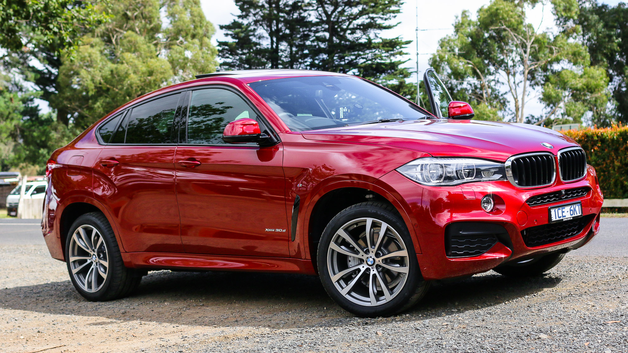 2015 BMW X6 pricing and specifications - Photos (1 of 7)