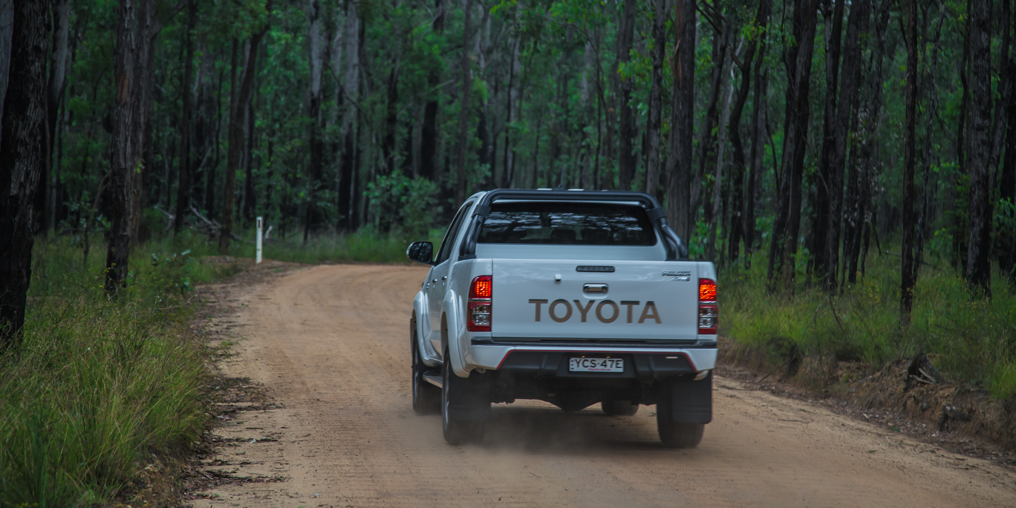 Comparison between ford ranger and toyota hilux #9