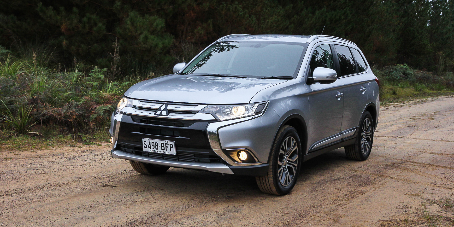 Mitsubishi Outlander v Subaru Forester SUV comparison