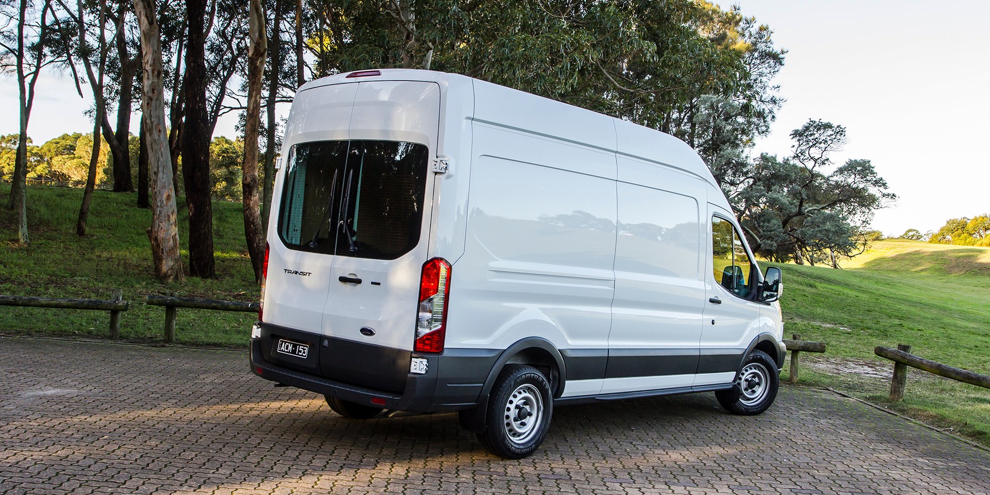 Diesel Cargo Vans Compared: Ford Transit vs. Mercedes-Benz ...
