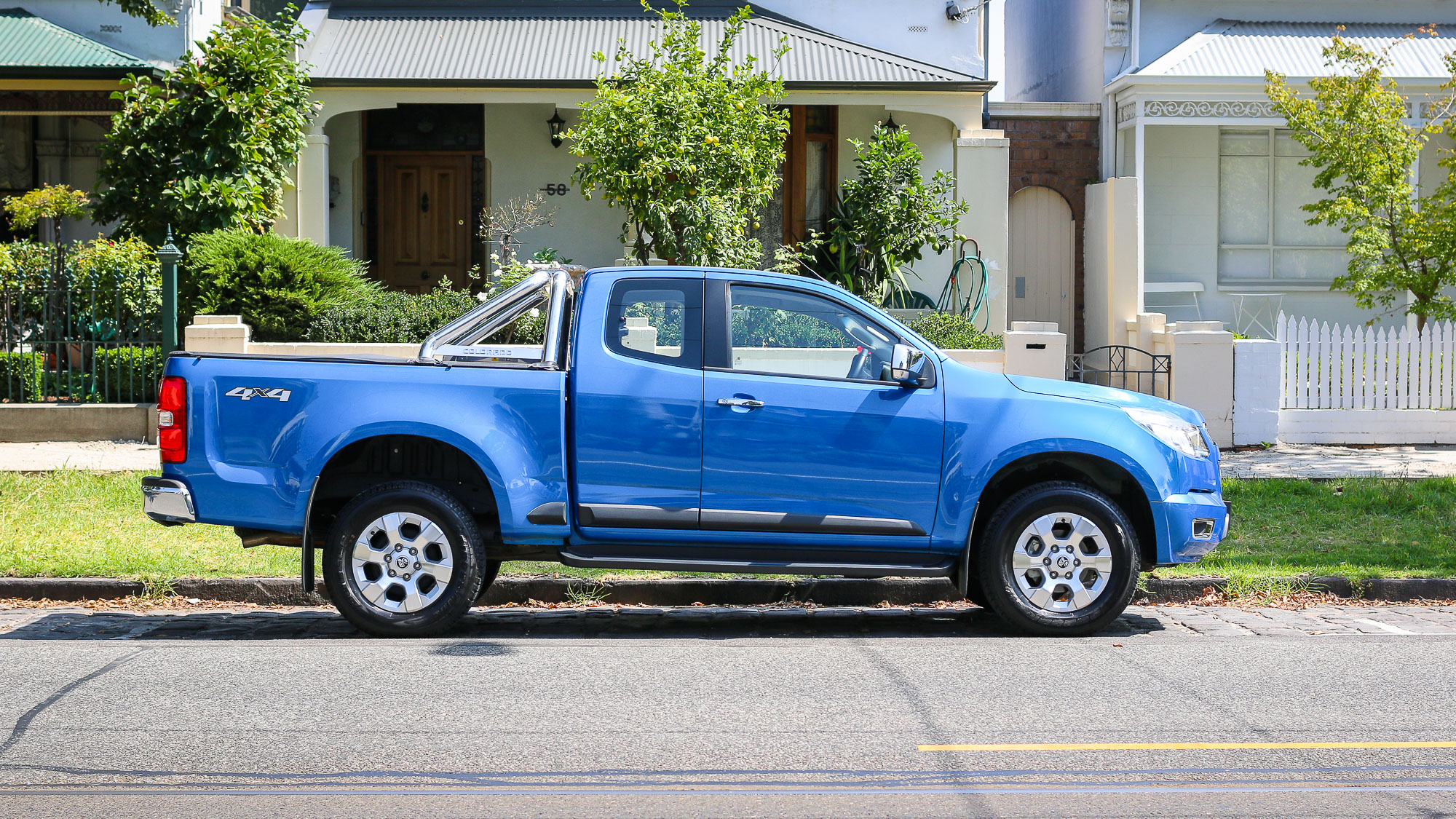 2015-holden-colorado-space-cab-review-caradvice