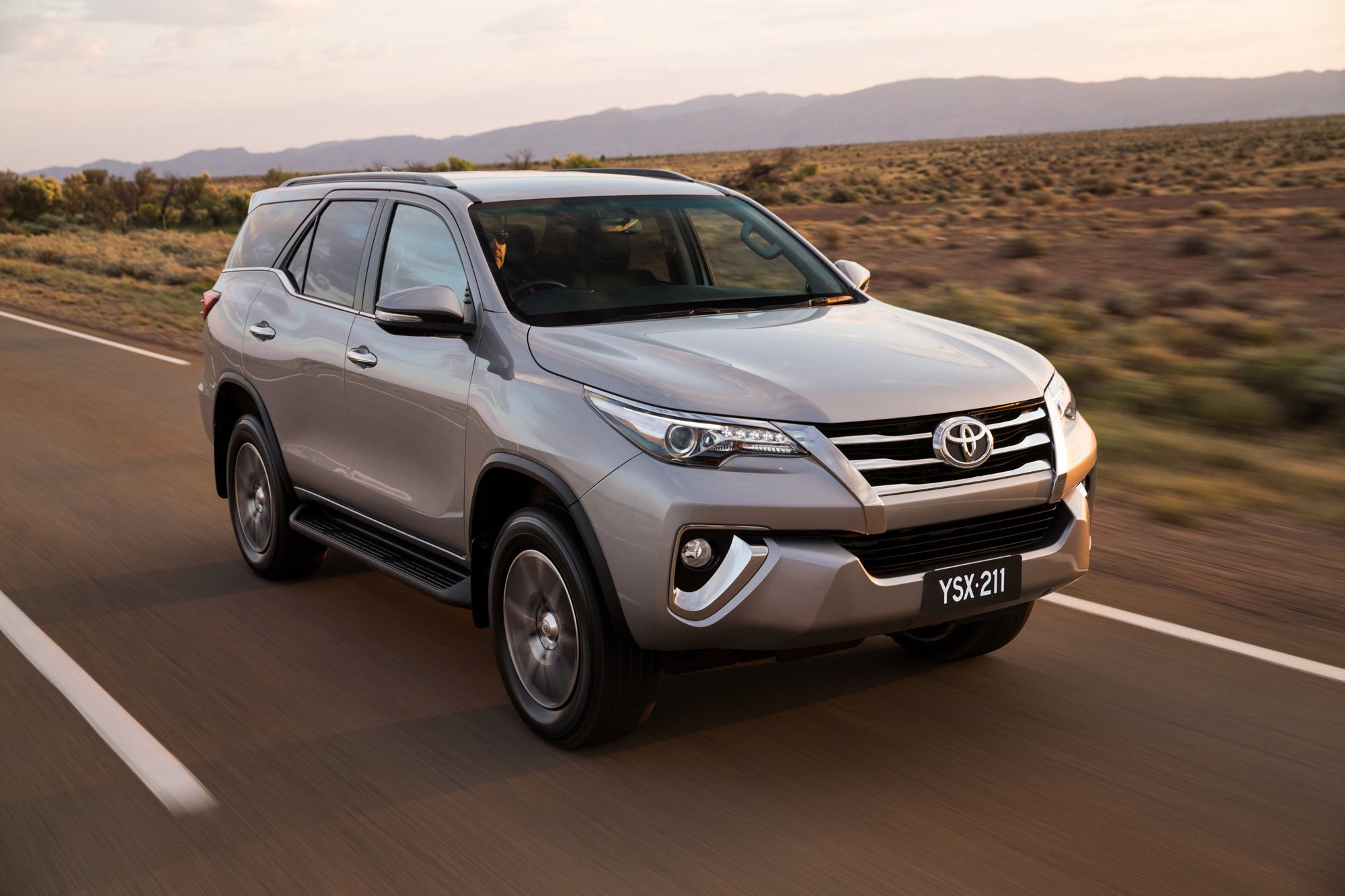 Toyota Fortuner Review | CarAdvice