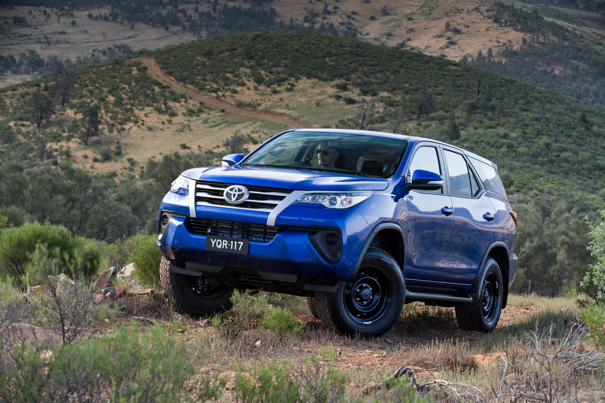 Toyota Land Fortuner