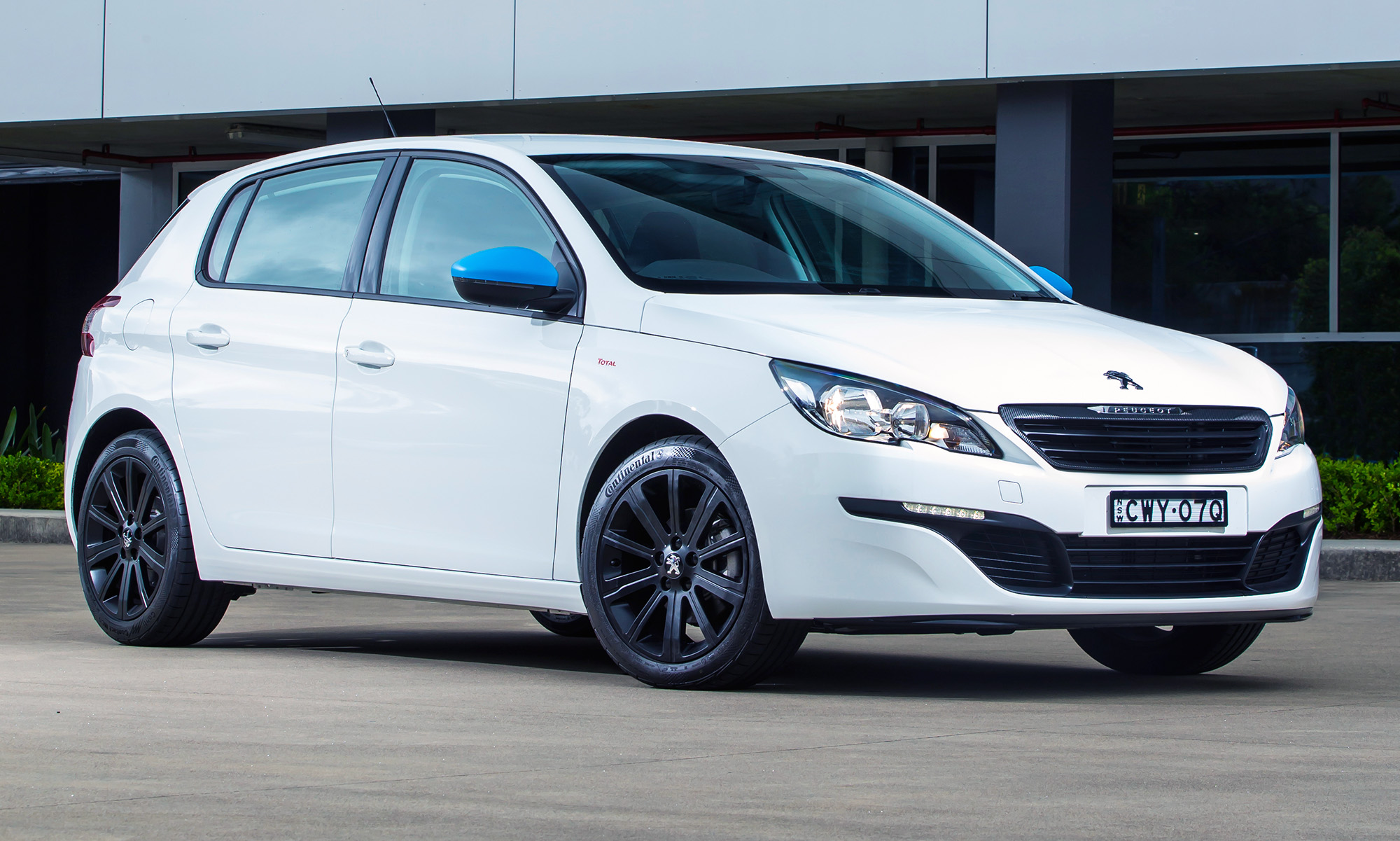 2015 Peugeot 308 Total Package limitededition lands in