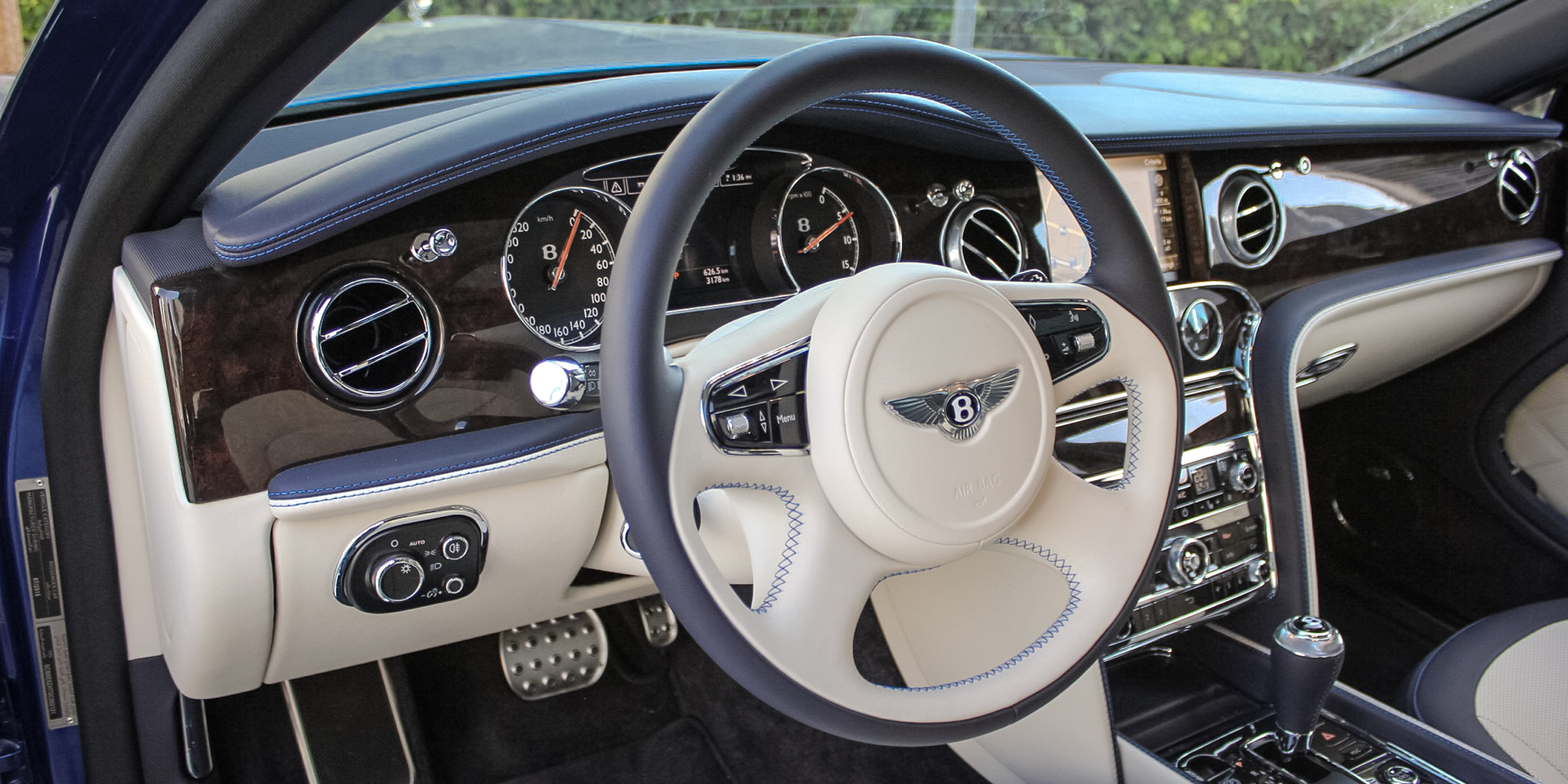 2016 Bentley Mulsanne Speed Review : Abu Dhabi to Dubai  Photos 