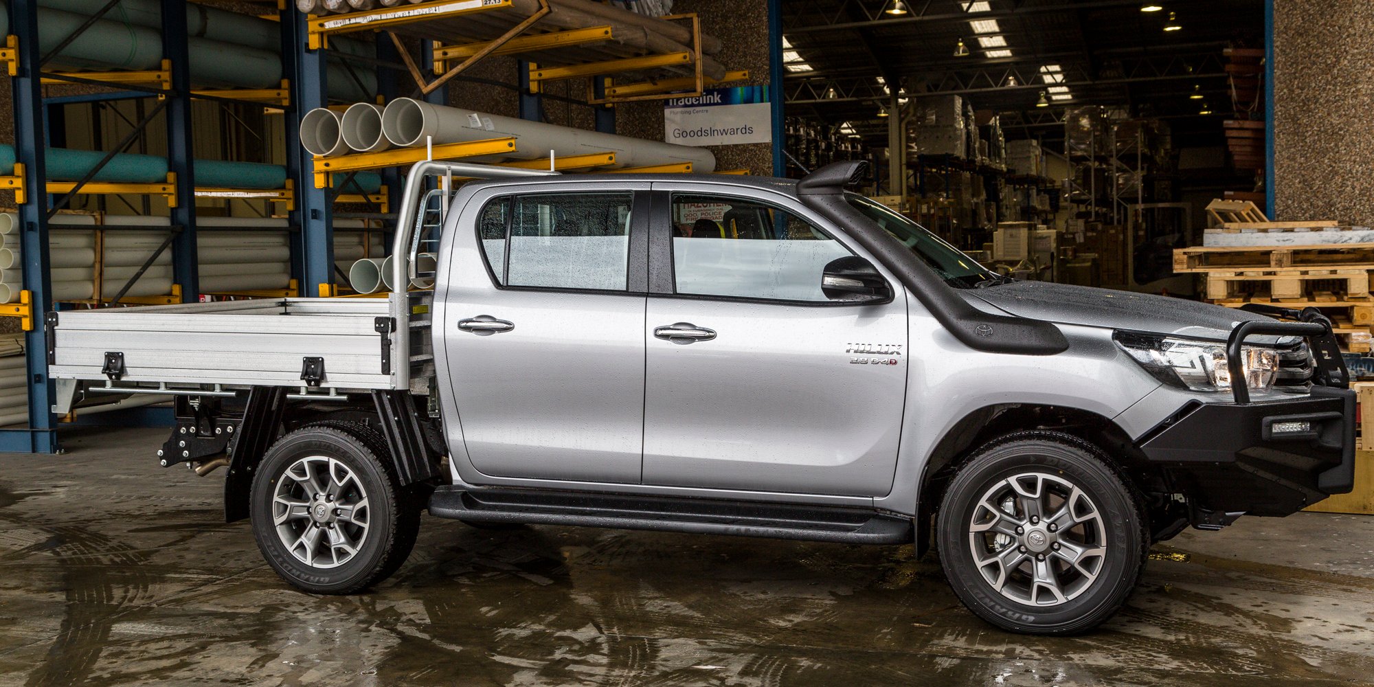 2016 Toyota Hilux Sr 4x4 Cab Chassis Review Caradvice
