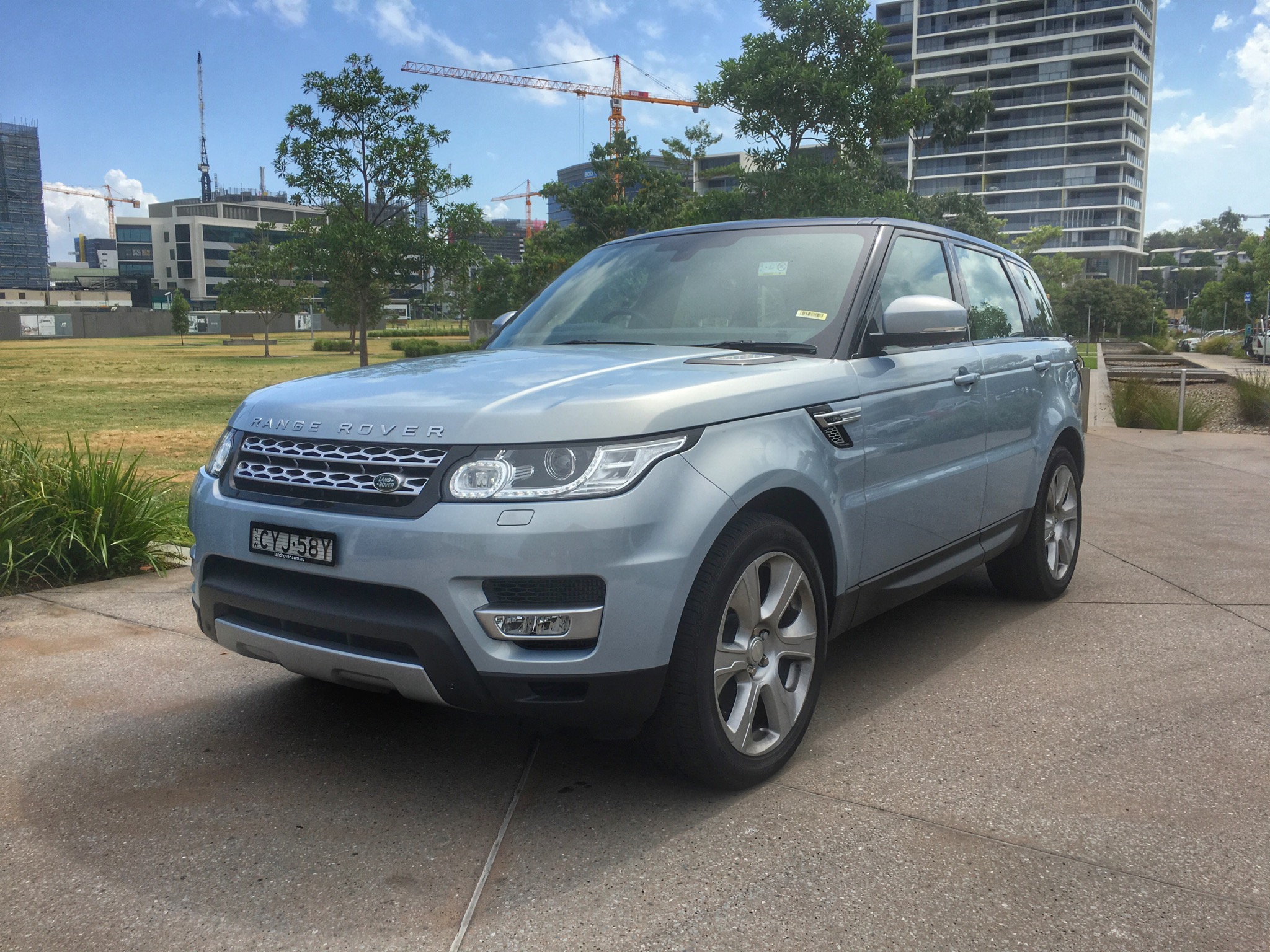 2016 Range Rover Sport Hybrid Review