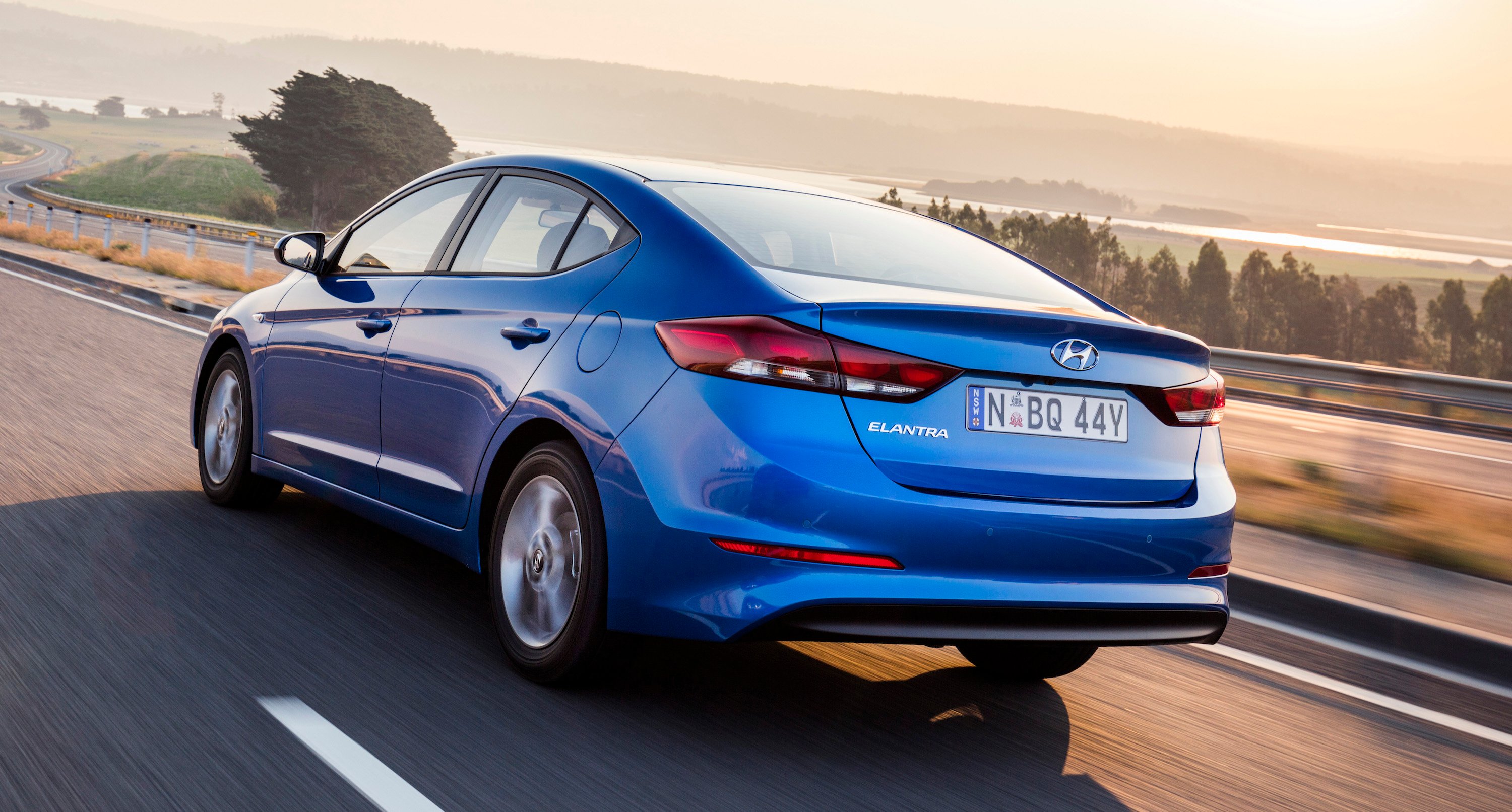 2016-hyundai-elantra-review-caradvice