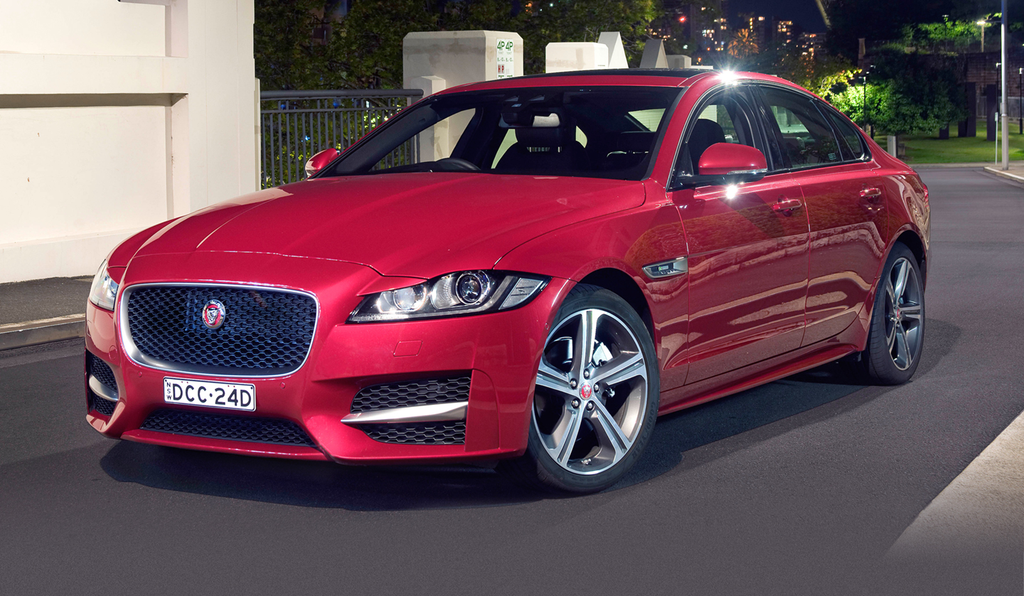 AUSTRALIAN JAGUAR MAGAZINE Edition 76 Exclusive - every new XJ8 AUSTRALIAN JAGUAR MAGAZINE Edition 76 Exclusive - every new XJ8