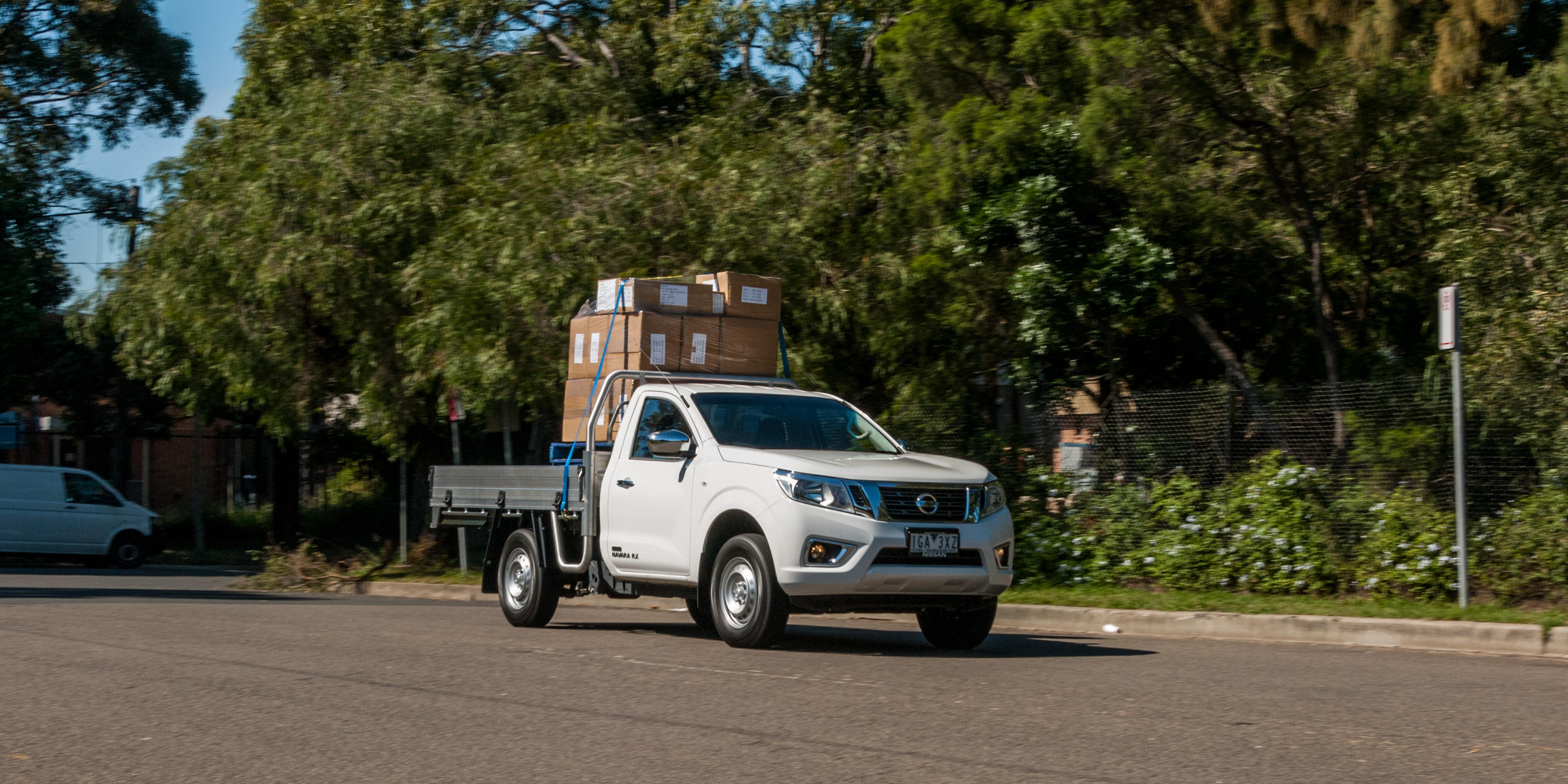 Nissan navara 4x4 diesel review #3