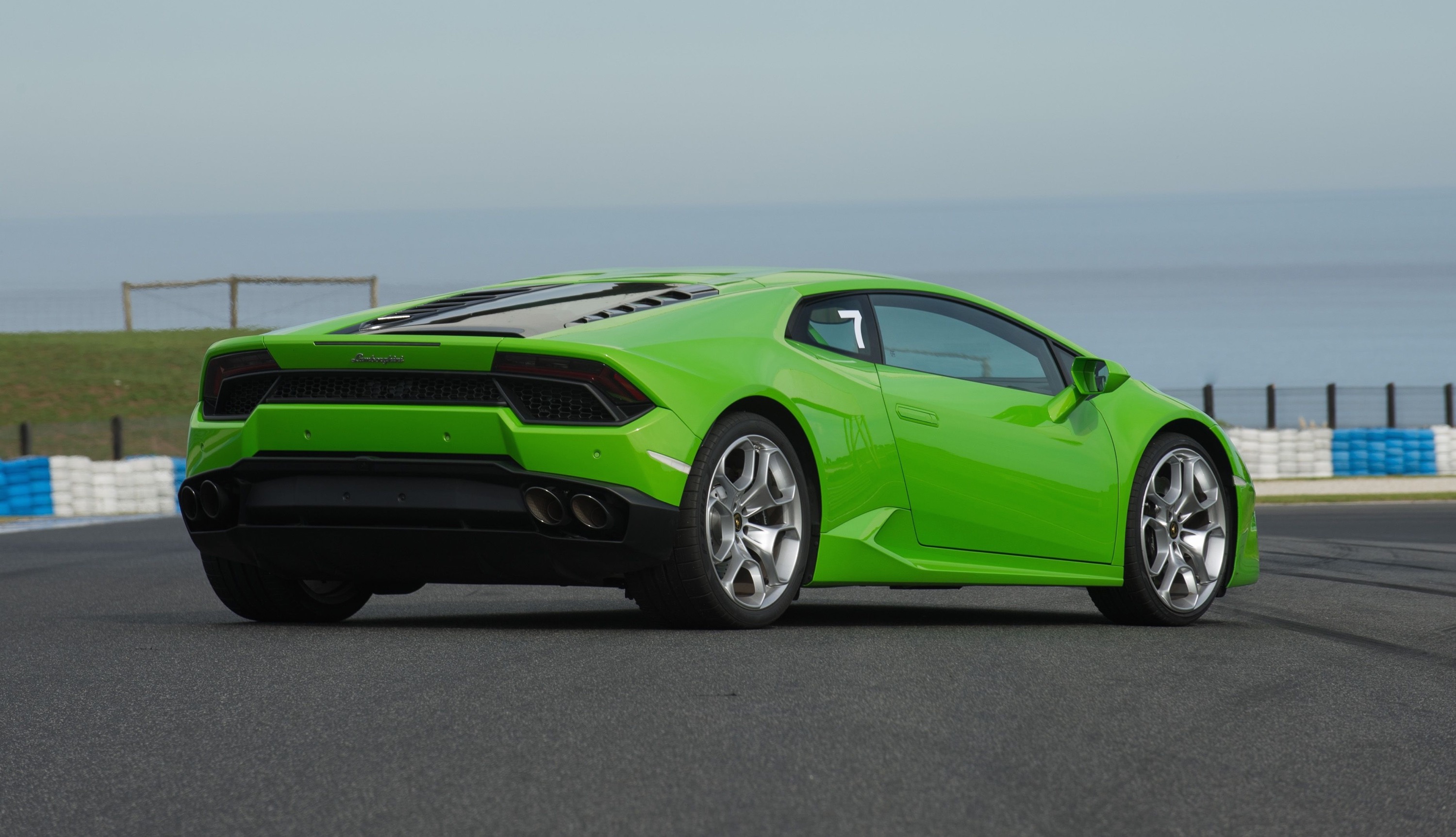 2016 Lamborghini Huracan LP580-2 Review: Track Test ...