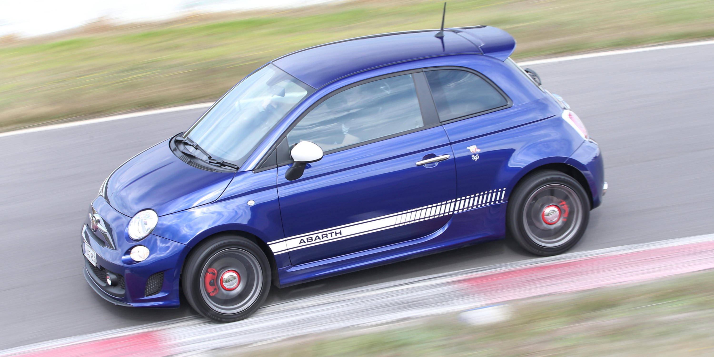 2016 Abarth 595 Review | CarAdvice