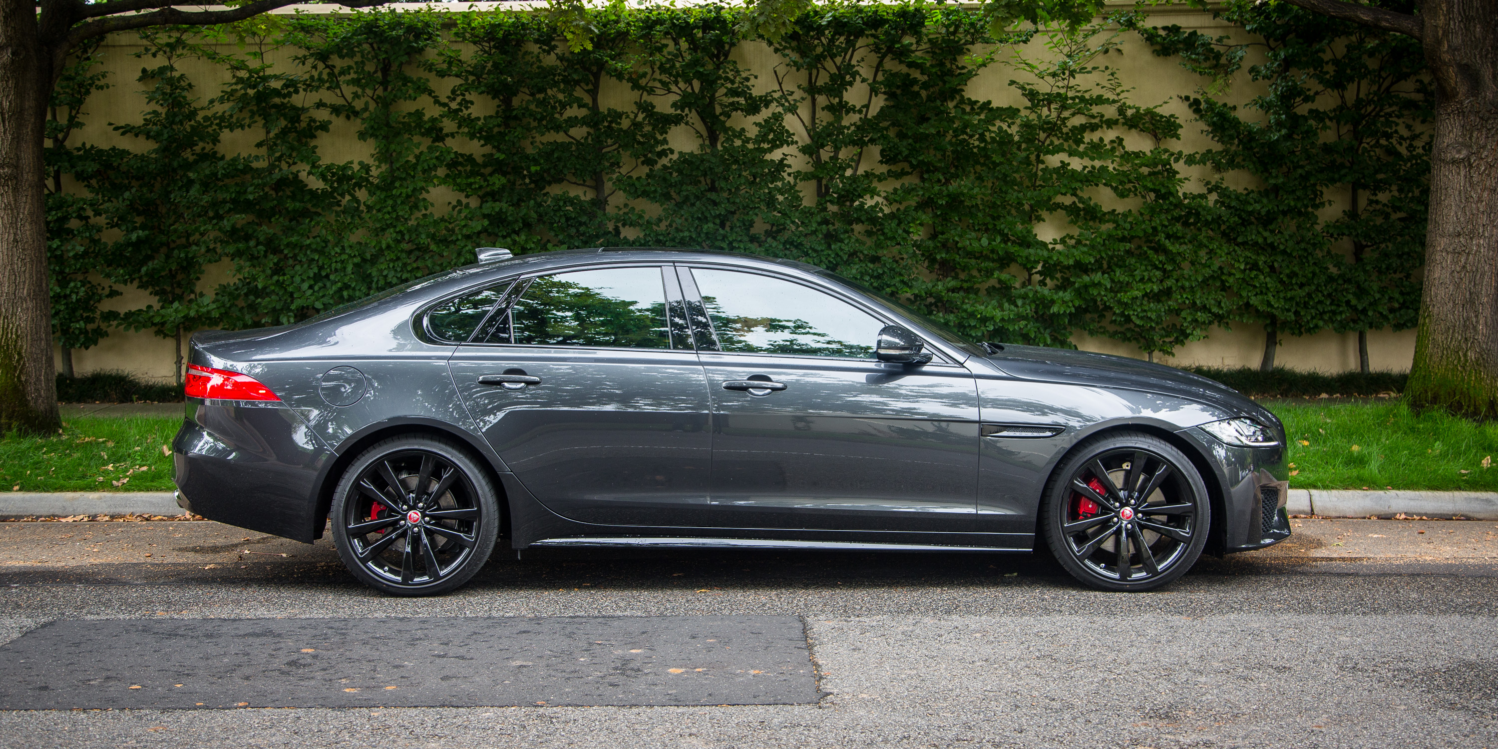 2016 Jaguar XF S