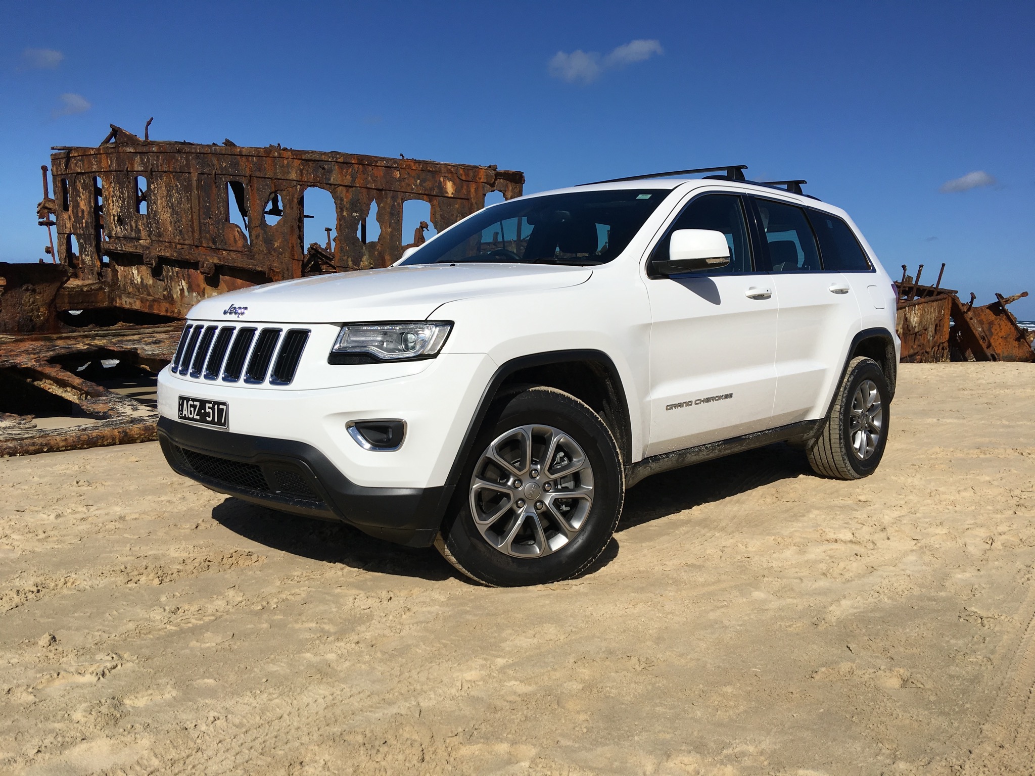 2016 Jeep Grand Cherokee Laredo Review:: Fraser Island weekender