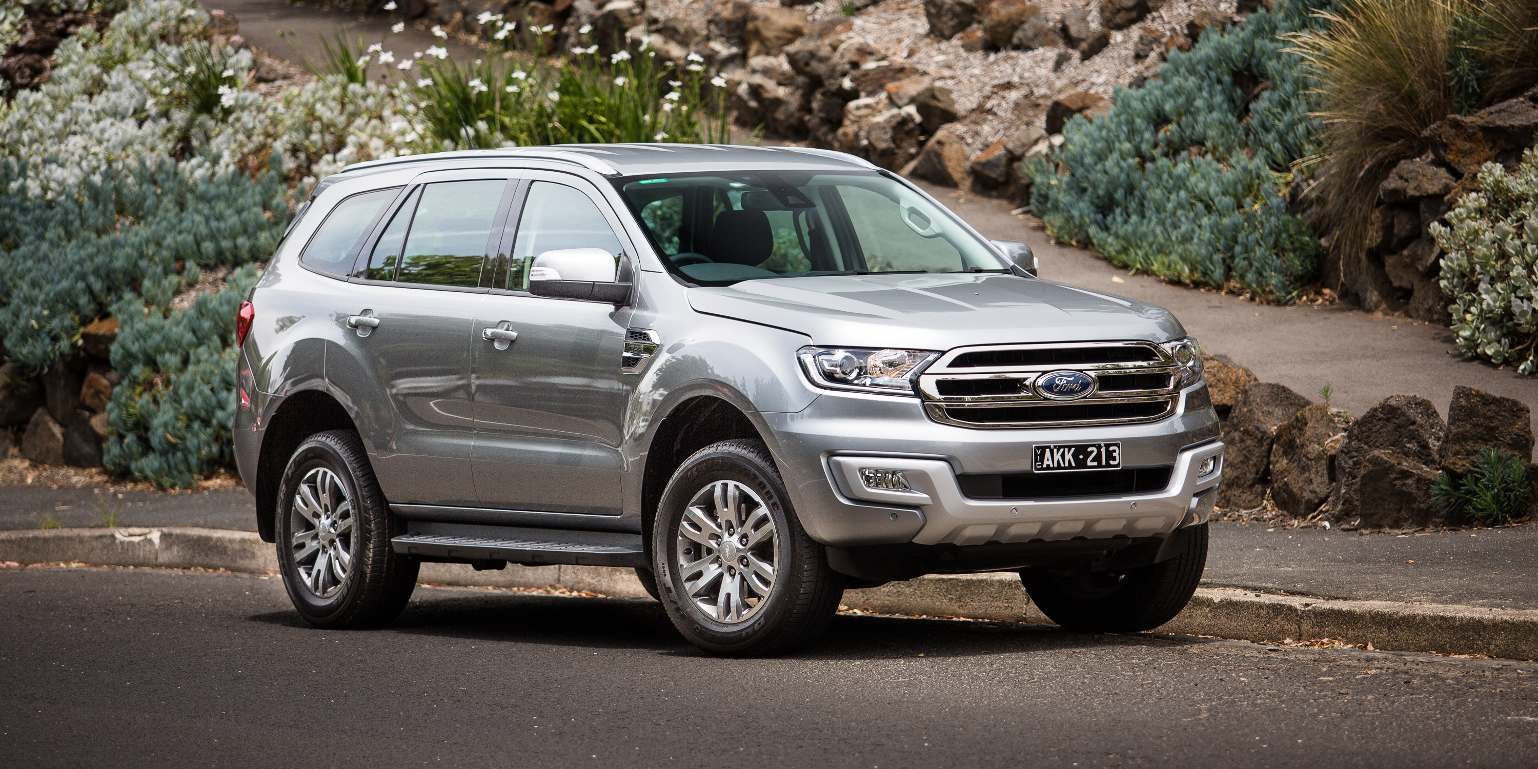 2017 Ford Everest Trend RWD review CarAdvice
