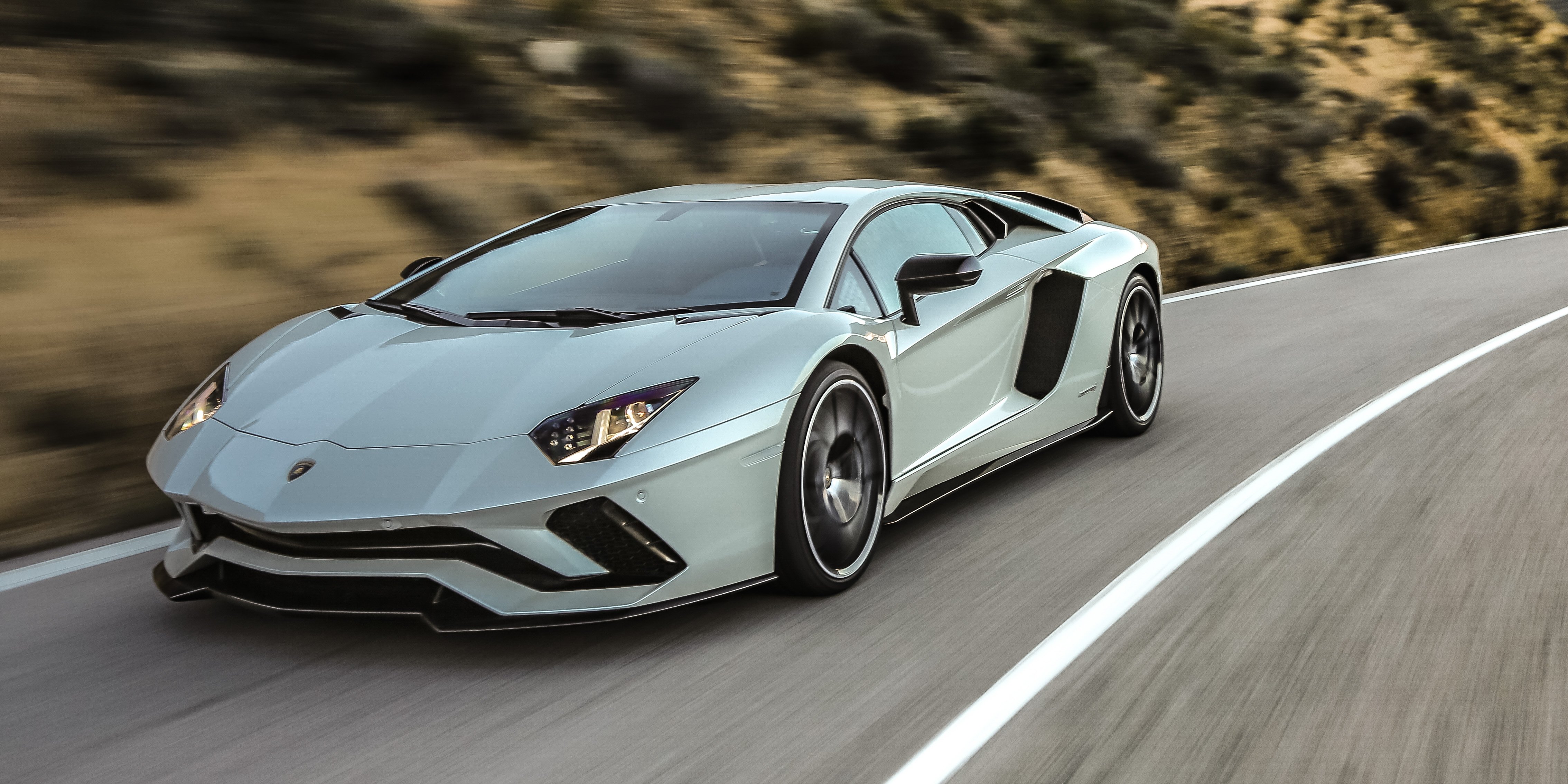 2017 Lamborghini Aventador S review | CarAdvice