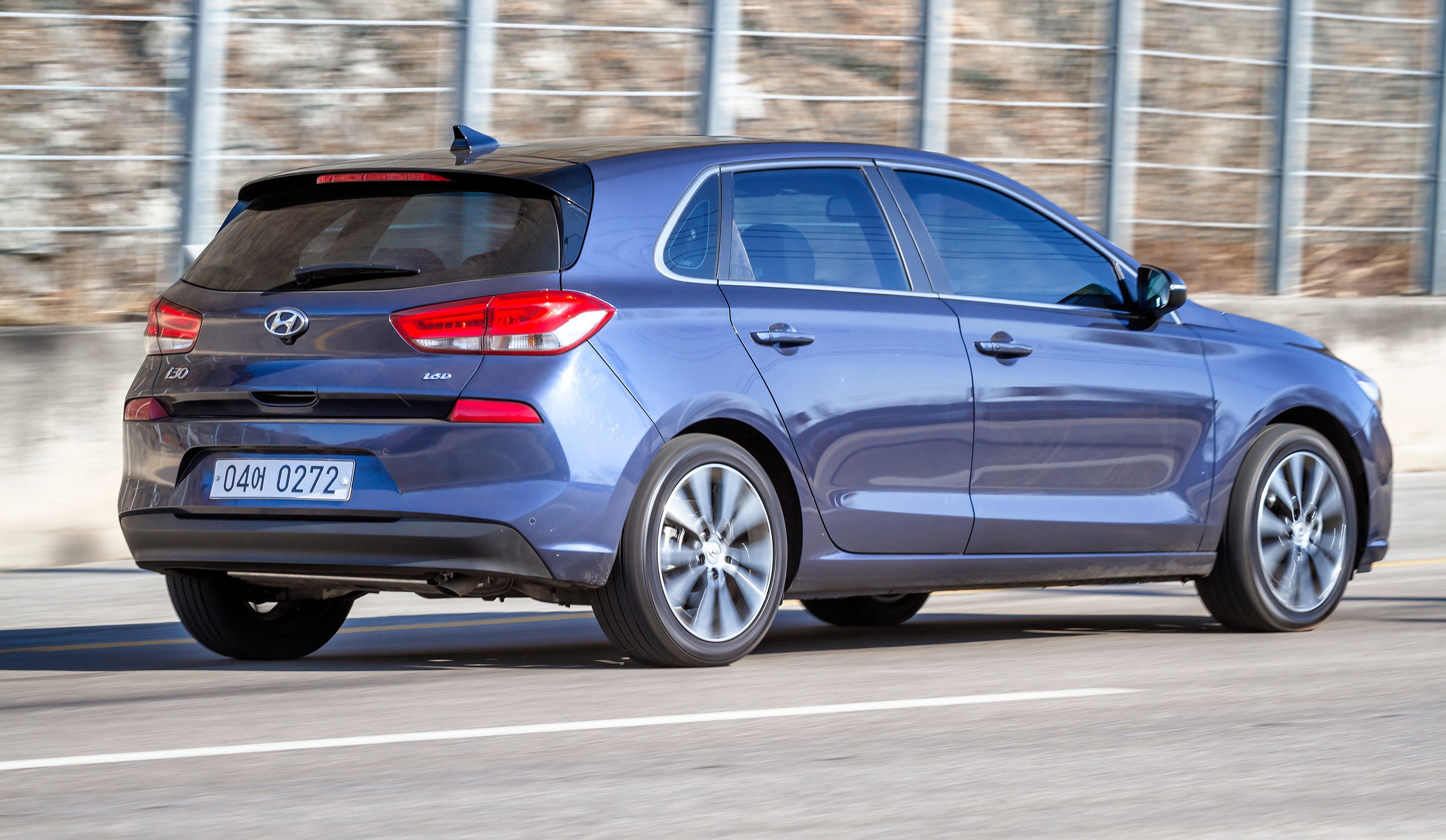 2017-hyundai-i30-review-caradvice