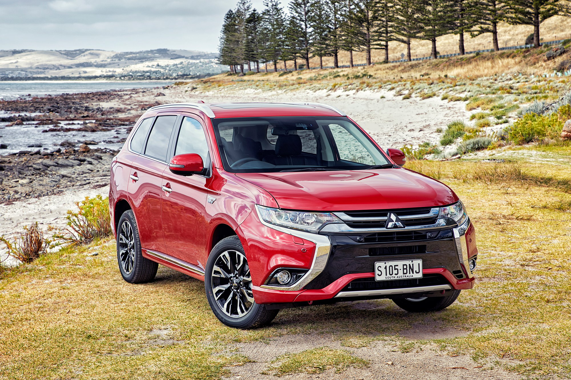 2017 Mitsubishi Outlander PHEV review CarAdvice