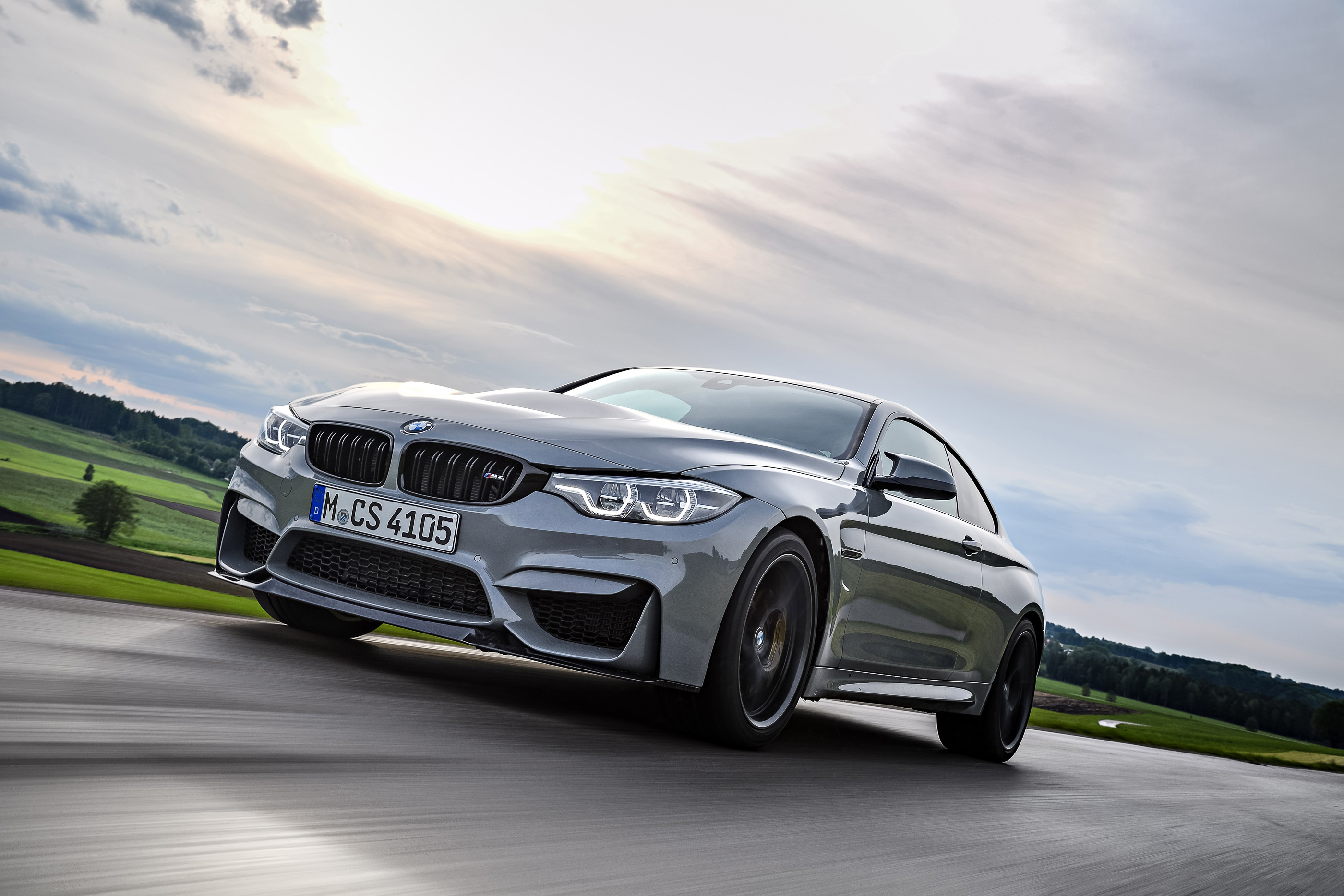 2017 bmw m4 cs PRESS 06