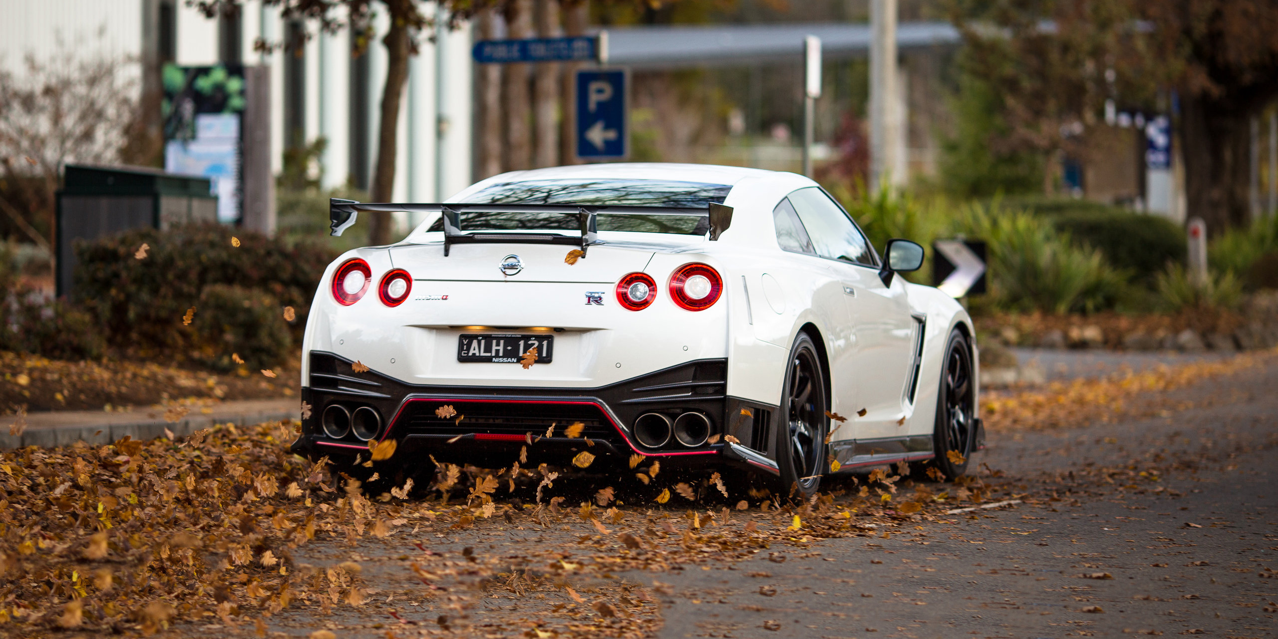 2017 Nissan GT-R Nismo review | CarAdvice 2017 Nissan GT-R Nismo review | CarAdvice
