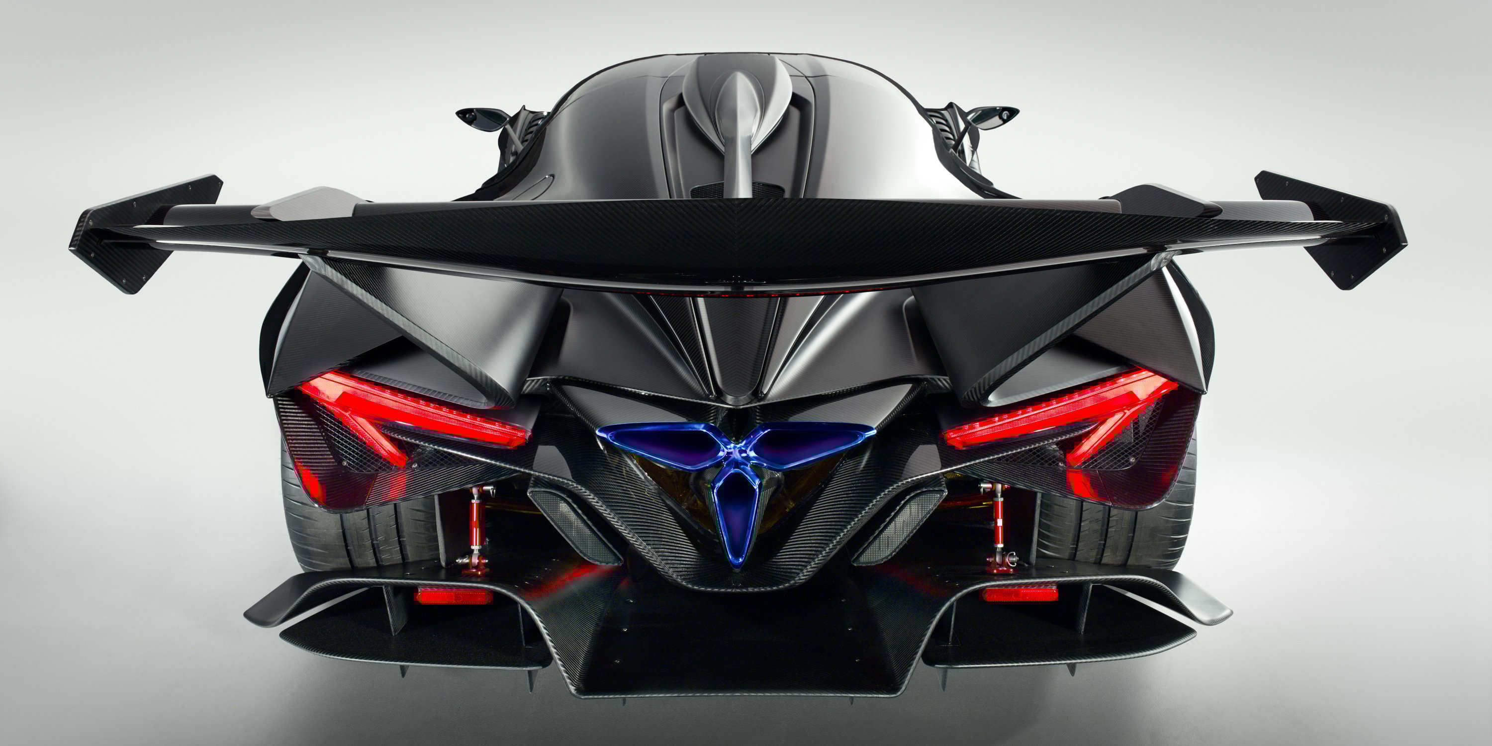Apollo Intensa Emozione revealed - Photos (1 of 27)