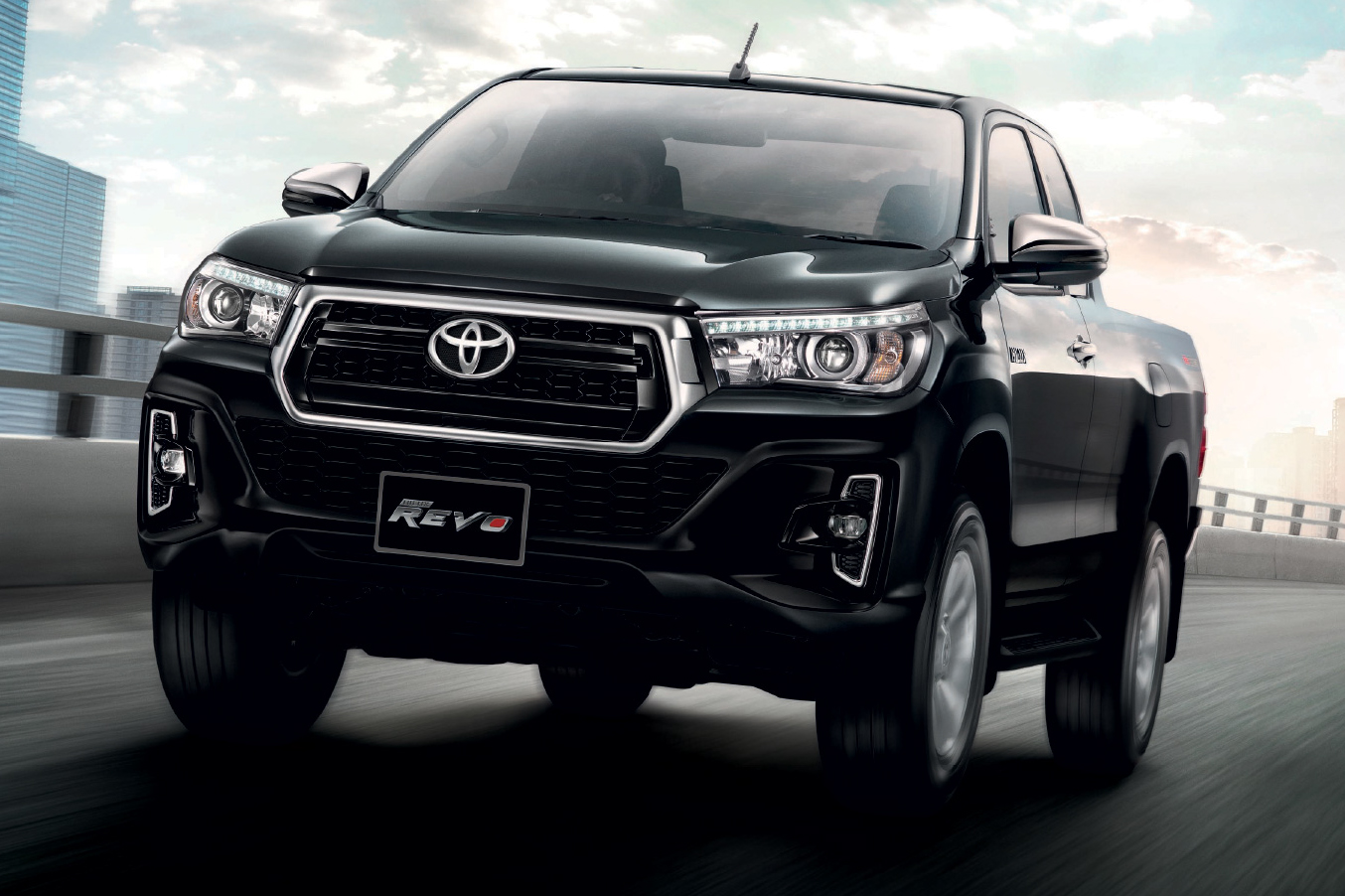 2018 Toyota HiLux gets a beastly make over Photos (1 of 31)