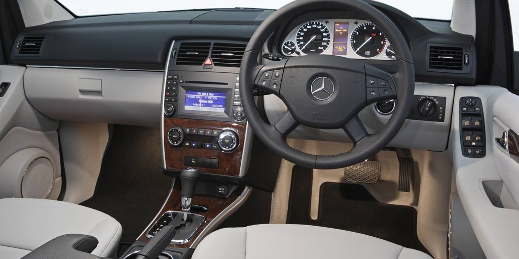 2012 Mercedes Benz B Class Interior Revealed Coming To