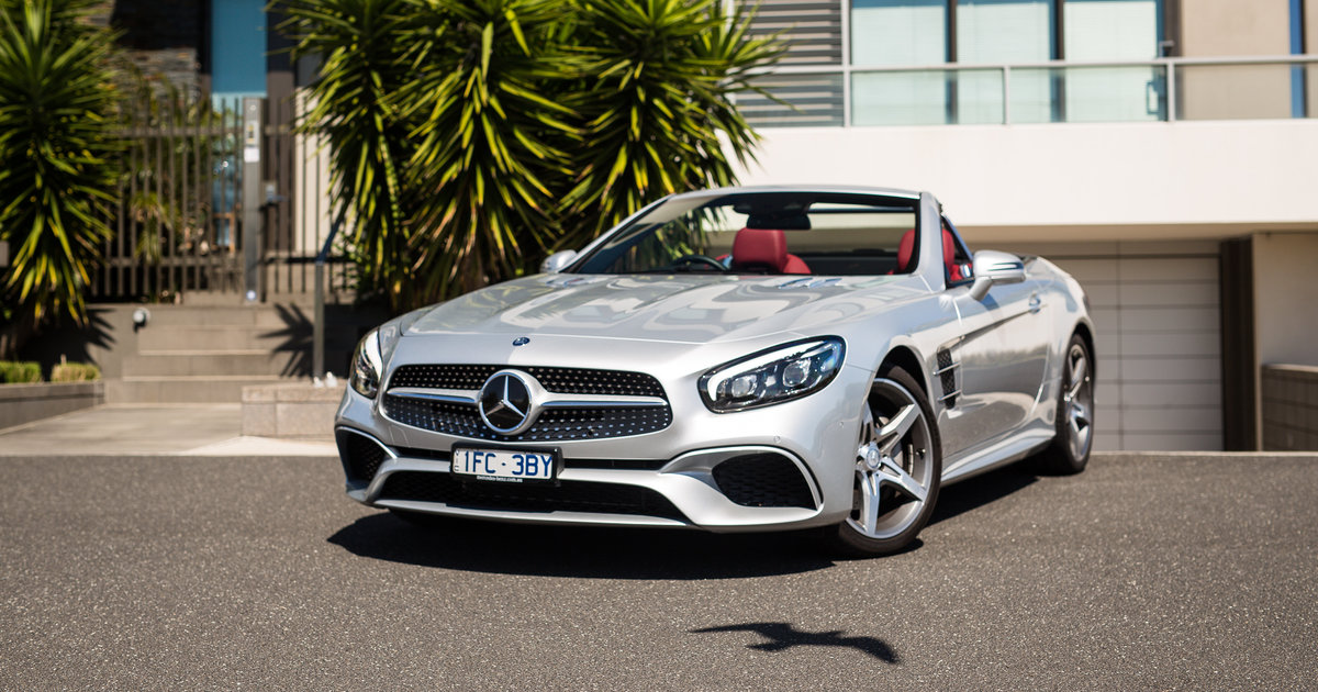 https://s3.caradvice.com.au/thumb/1200/630/wp-content/uploads/2016/11/2017-mercedes-benz-sl400-8.jpg