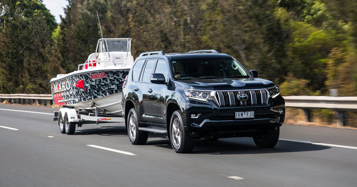 2018 Toyota LandCruiser Prado Kakadu towing review Photos