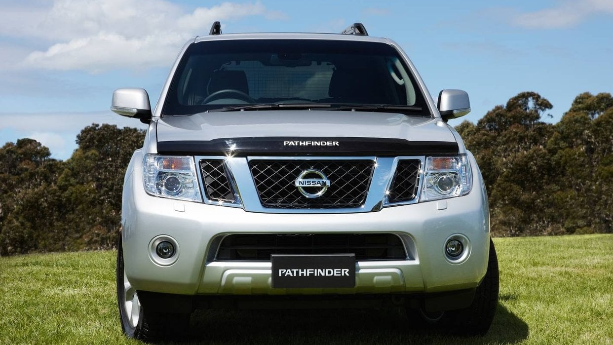 Nissan pathfinder. Ниссан Патфайндер 3 поколения. Ниссан Патфайндер 5 поколения. Nissan Pathfinder ti. Американский Ниссан Патфайндер.