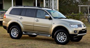 2010 Mitsubishi Challenger 2010 Mitsubishi Challenger