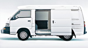 2007 mitsubishi express van