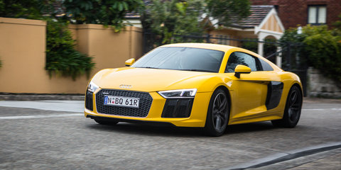 2017 Audi R8 V10 Review