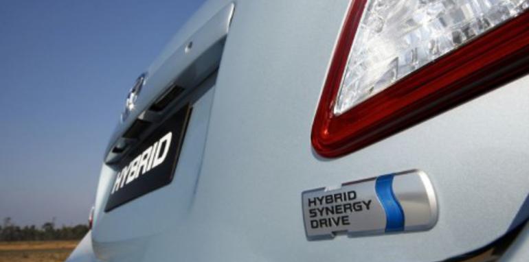 Toyota announces hybrid Camry production