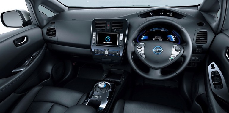 2013 nissan leaf s increased range lighter weight added features