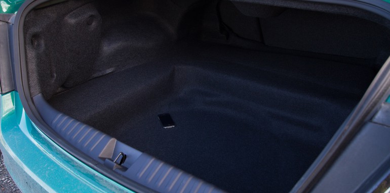 Ford falcon xr6 boot space #9