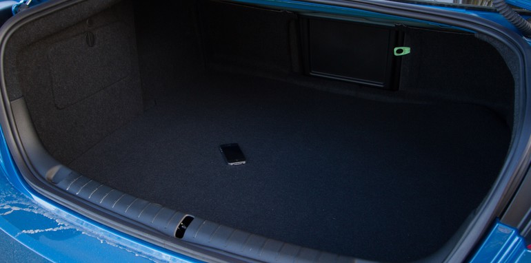 Ford falcon xr6 boot space #2