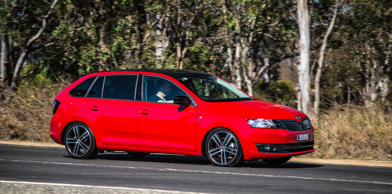Skoda Rapid v Kia Cerato : Comparison review