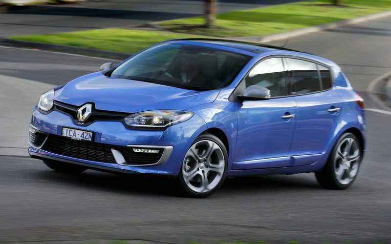 https://s3.caradvice.com.au/thumb/800/500/wp-content/uploads/2014/07/Renault-Megane-GT-220-hatch_17.jpg