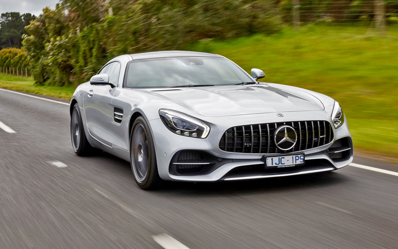https://s3.caradvice.com.au/thumb/800/500/wp-content/uploads/2017/10/2018-Mercedes-AMG-GT-S-Review-hero-1.jpg