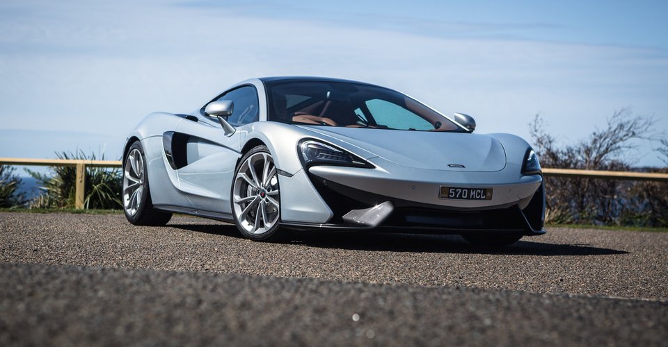 https://s3.caradvice.com.au/thumb/960/500/wp-content/uploads/2016/10/2016-McLaren-570GT-89-1.jpg