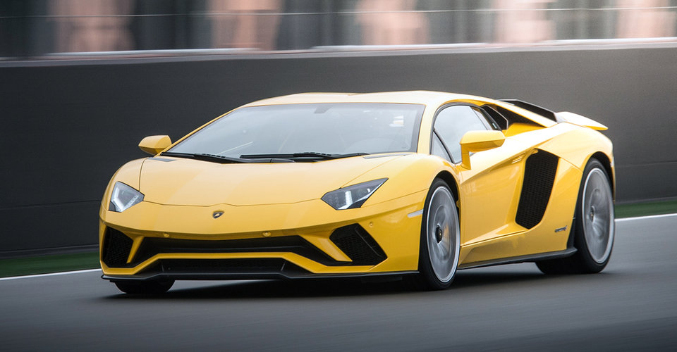 2017 Lamborghini Aventador S review - Cars news - NewsLocker