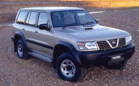 Nissan patrol 2000