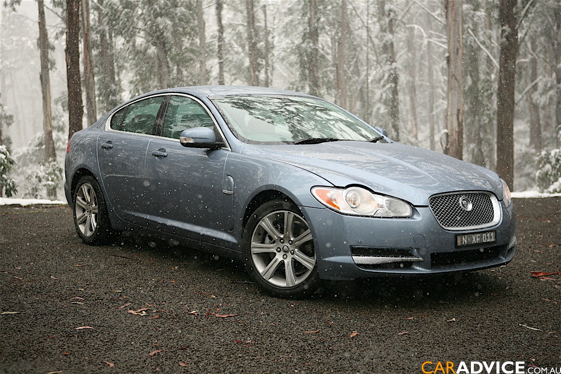 2009 Jaguar XF Interior