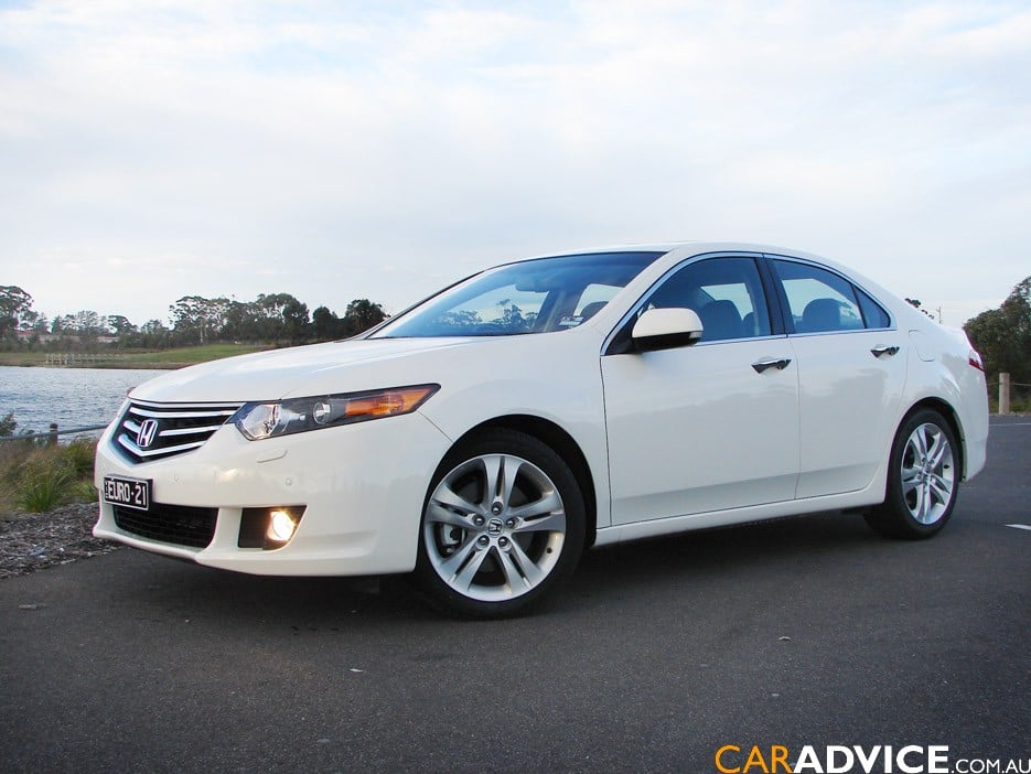 2008 Honda Accord Euro Luxury Review - photos | CarAdvice