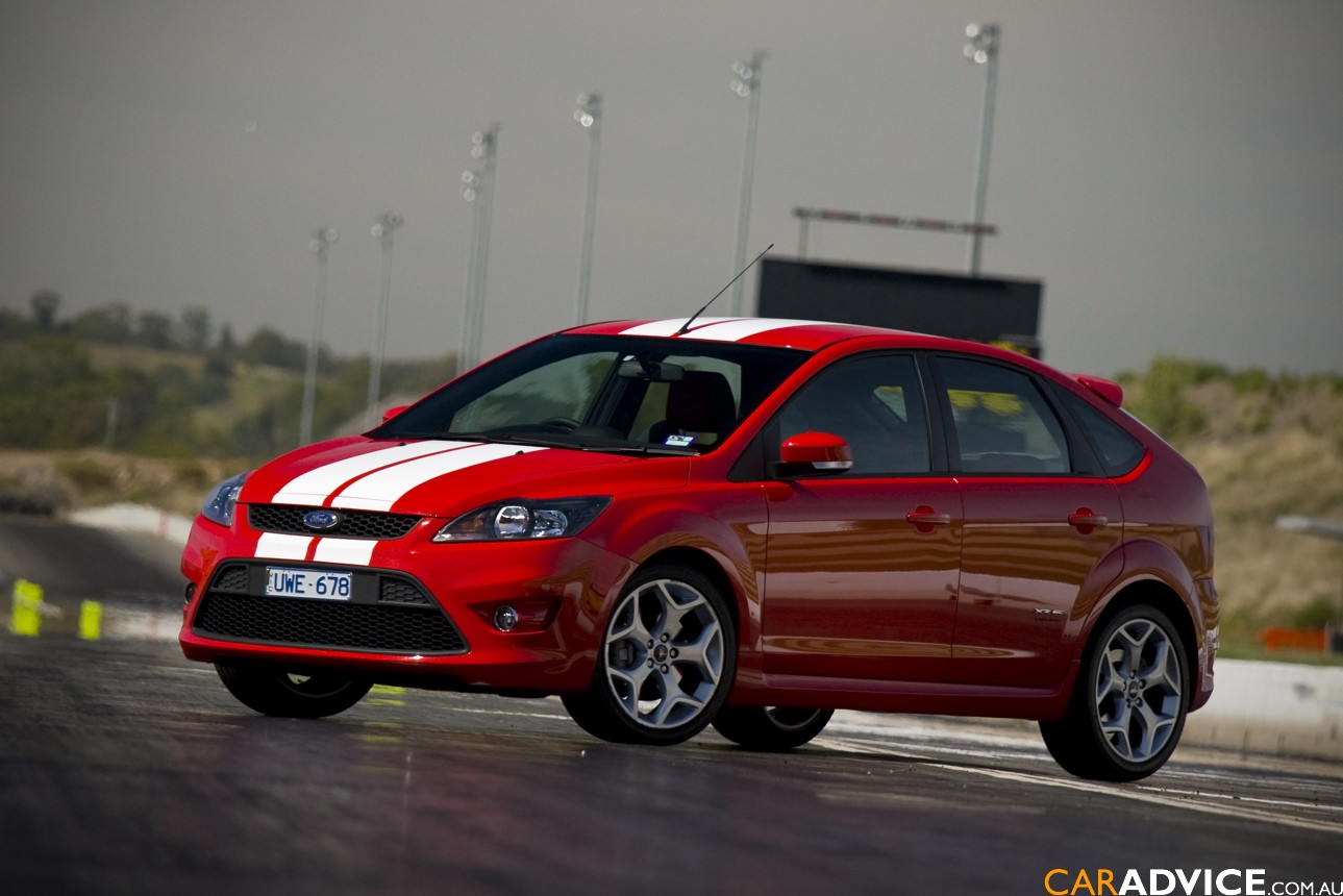 Ford Focus XR5 Turbo Review - photos | CarAdvice