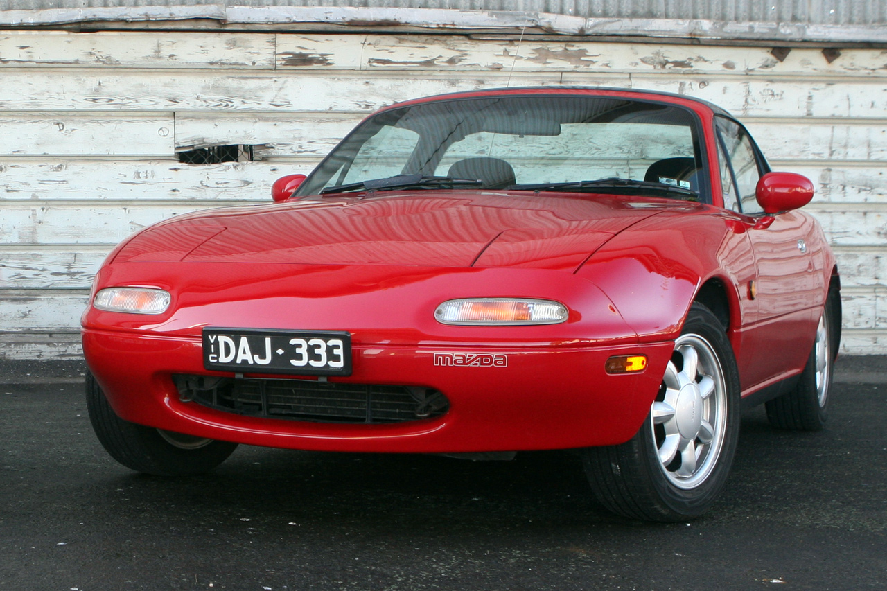 Mazda MX-5 Retro Road Test - Photos