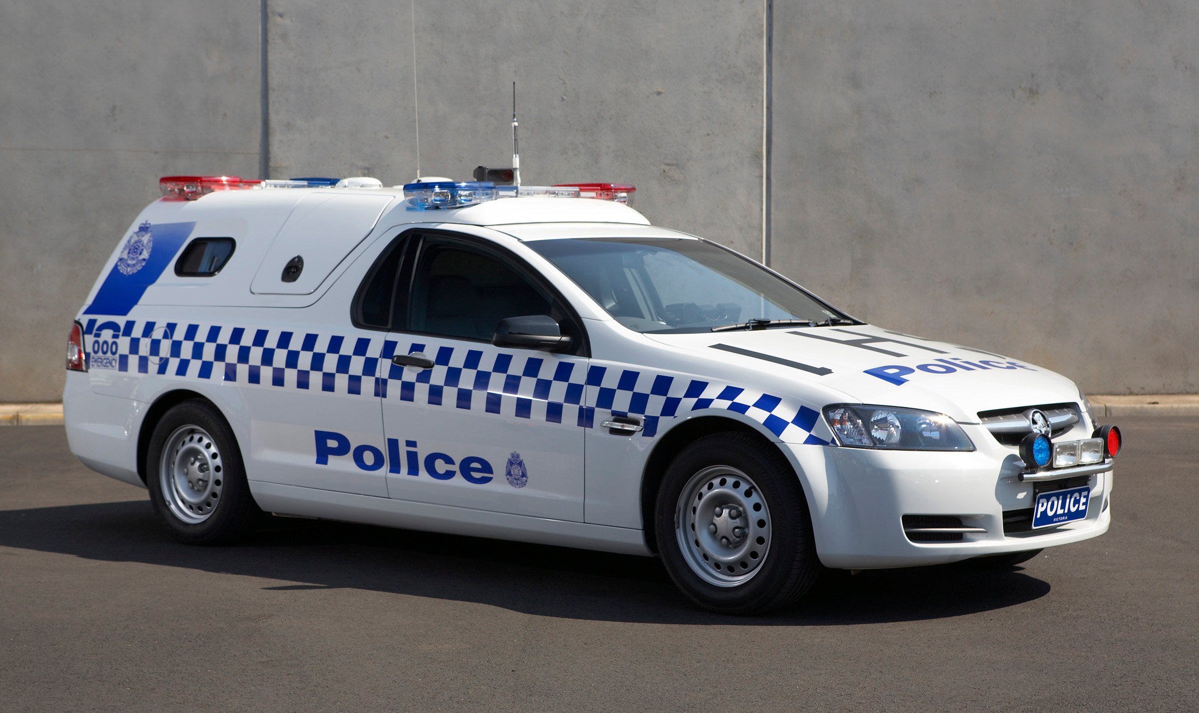 Holden launches new Divisional Van for Victoria Police - photos | CarAdvice