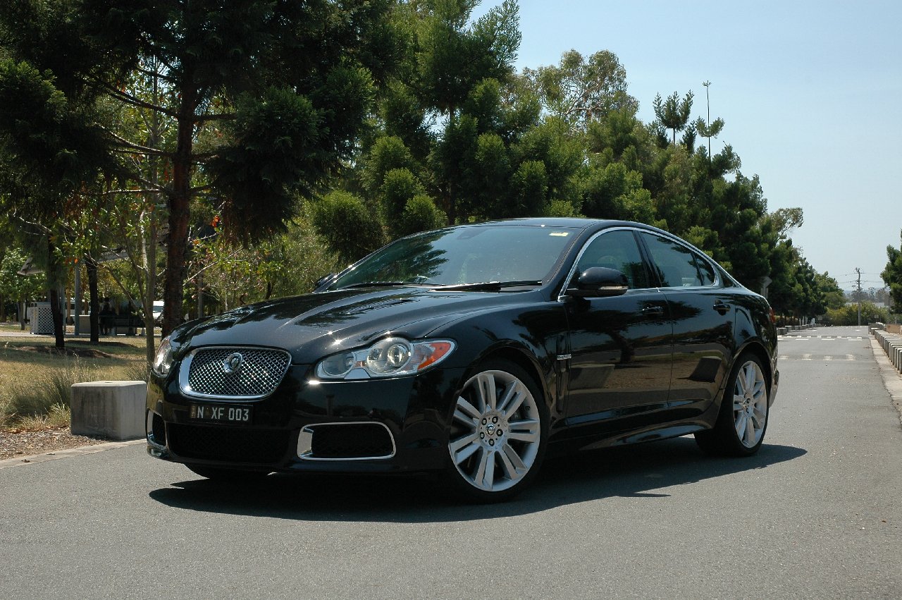 Jaguar xf r